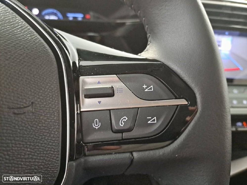 Peugeot 408 1.2 Hybrid Allure e-DCS6 - 17