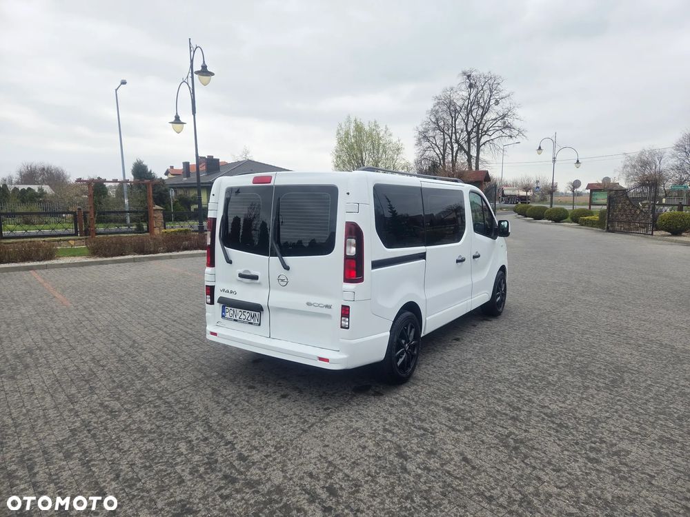 Opel Vivaro - 6