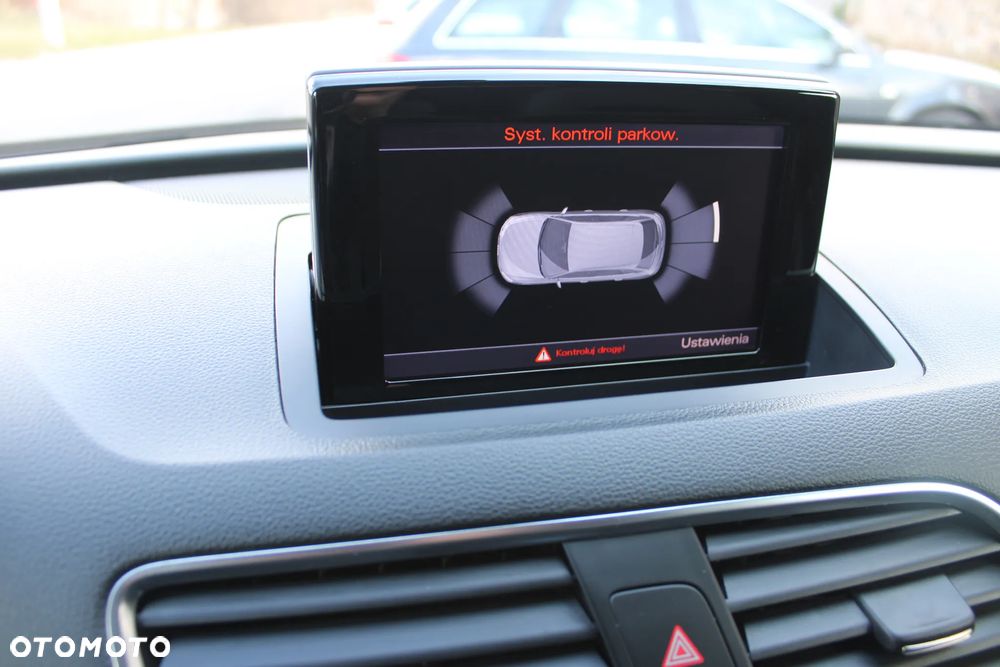 Audi Q3 2.0 TDI Quattro S tronic sport - 30