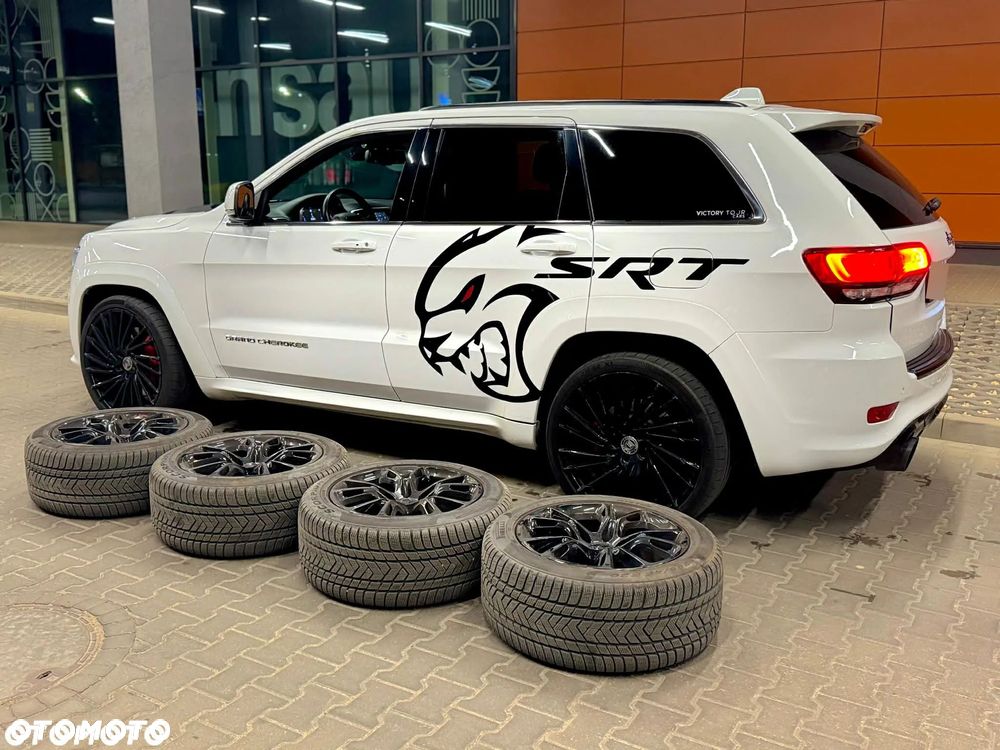 Jeep Grand Cherokee 6.4 V8 SRT8 - 13