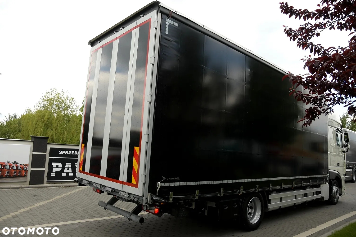 DAF XF 450///* SUPER SPACE CAB///* ///2018///* 18000KG//* /RETARDER///* 7.70///* WAGA///* FIRANKA///* XENON///* DACH PODNOSZONY//* /DUŻE ZBIORNIKI///* STAN BARDZO DOBRY - 3