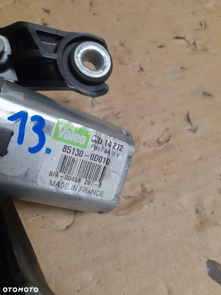 SILNICZEK WYCIERACZKI TYŁ YARIS I 53014212 - 6