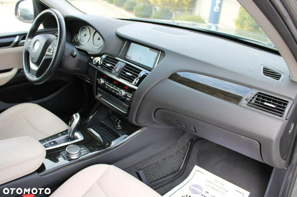 BMW X3 xDrive20d xLine - 32