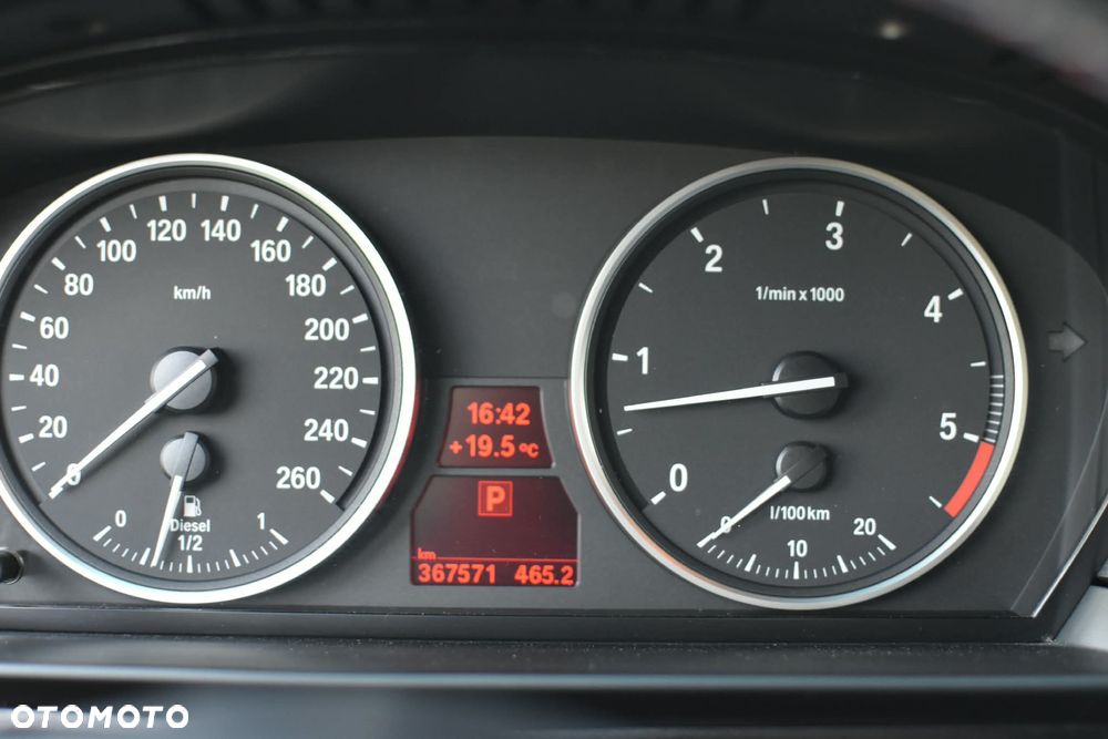 BMW Seria 5 530d - 13