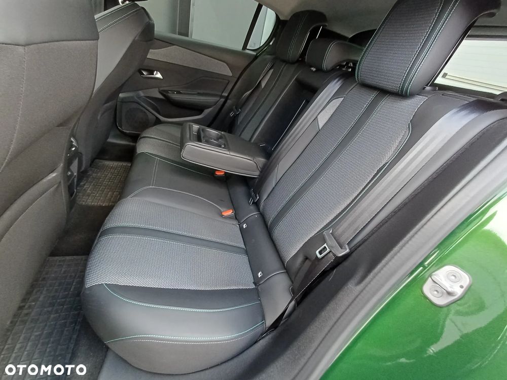 Peugeot 308 1.2 PureTech Allure Pack S&S EAT8 - 24