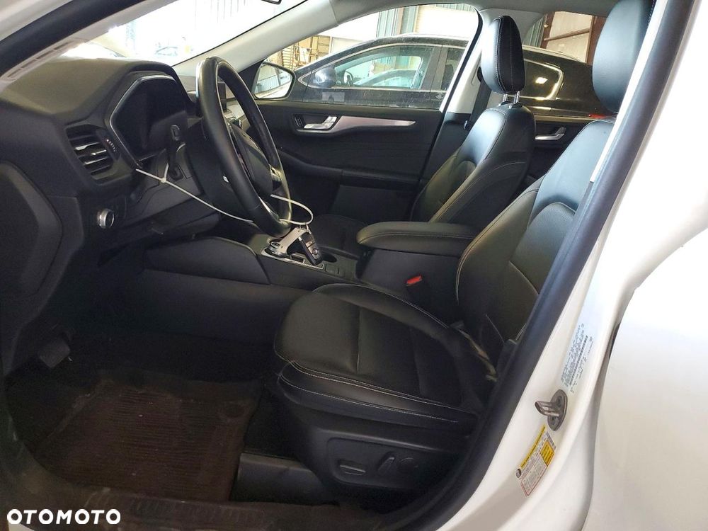 Ford Escape 2.0 EcoBoost AWD Titanium - 7