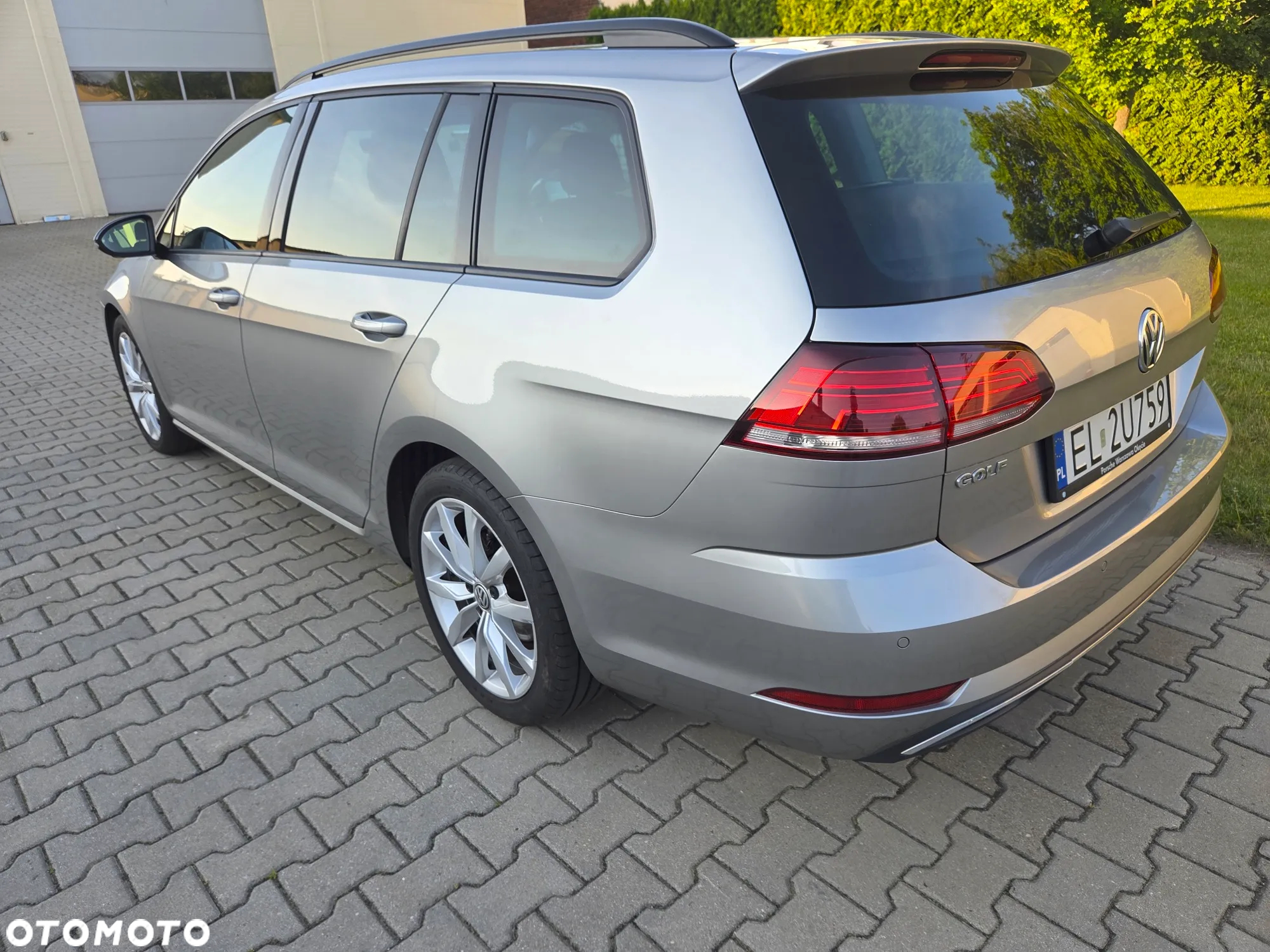 Volkswagen Golf VII 1.6 TDI BMT Comfortline - 3