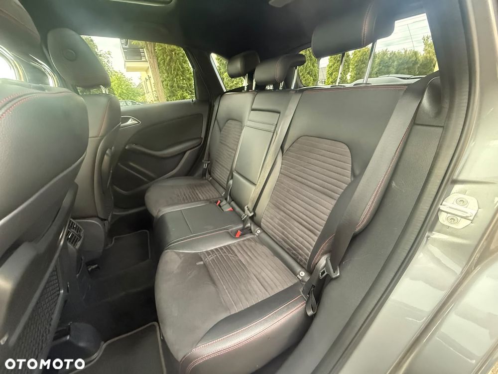 Mercedes-Benz Klasa B 180 (CDI) d 7G-DCT AMG Line - 22