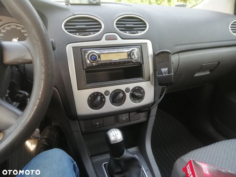 Ford Focus 1.6 TDCi Ambiente - 7