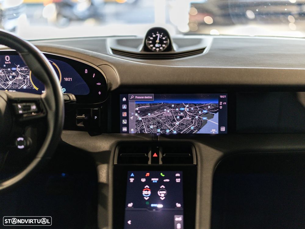 Porsche Taycan Sport Turismo bateria Performance Plus - 27