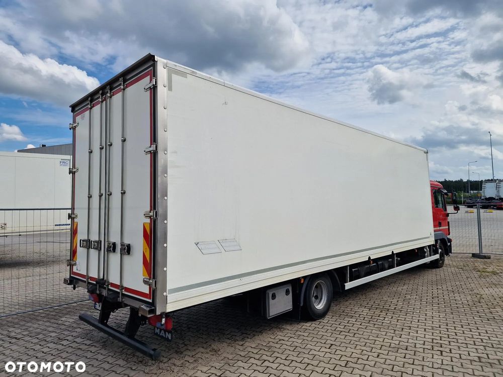 MAN TGL 12.250 - 10