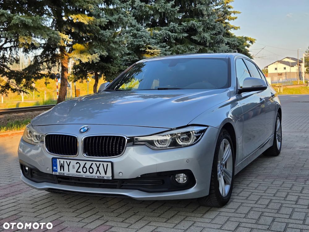 BMW Seria 3 330e iPerformance Sport Line - 1