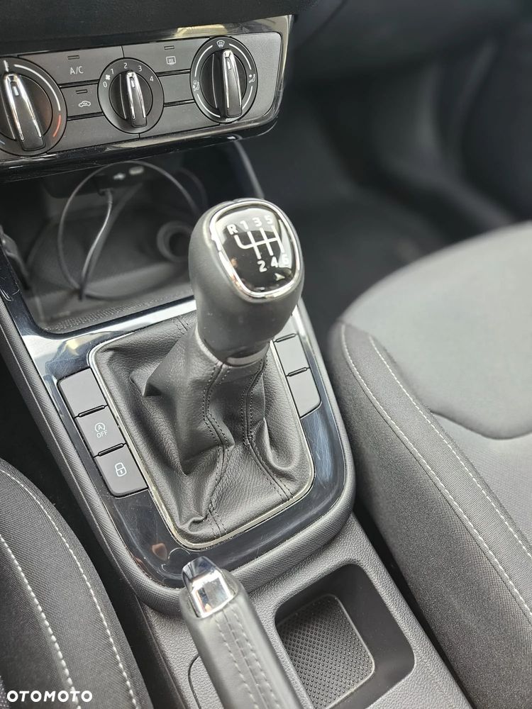 Skoda Fabia 1.0 TSI Ambition - 10