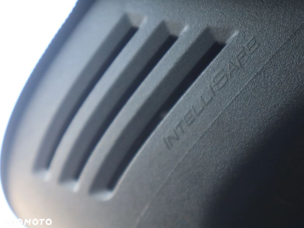 Volvo XC 60 B5 B AWD R-Design - 25