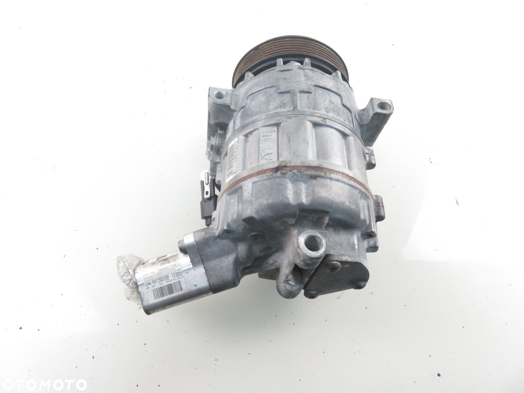 KOMPRESOR KLIMATYZACJI RENAULT SCENIC III 2.0 16V  8200869742A - 8