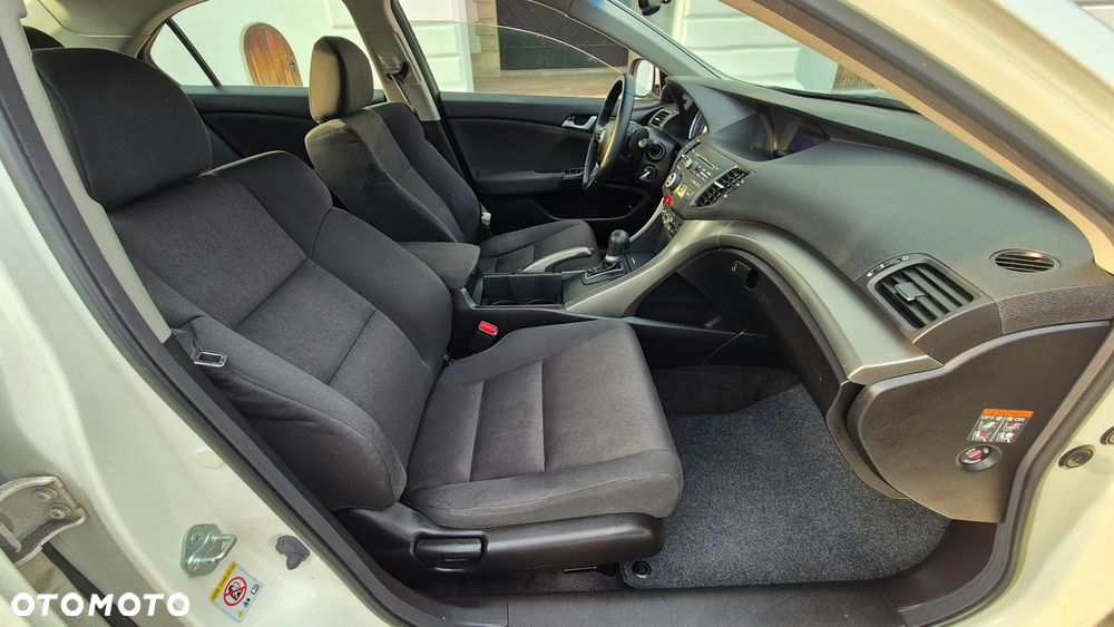 Honda Accord 2.0 Elegance - 8