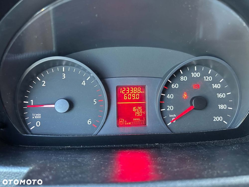 Volkswagen CRAFTER - 21
