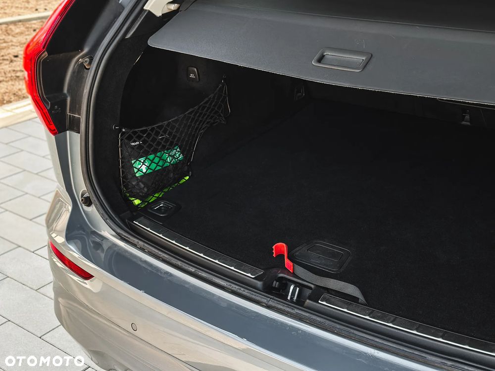 Volvo XC 60 B4 D AWD Core - 29