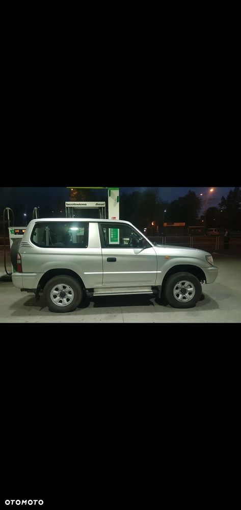Toyota Land Cruiser KJ90 3.0 TD - 13