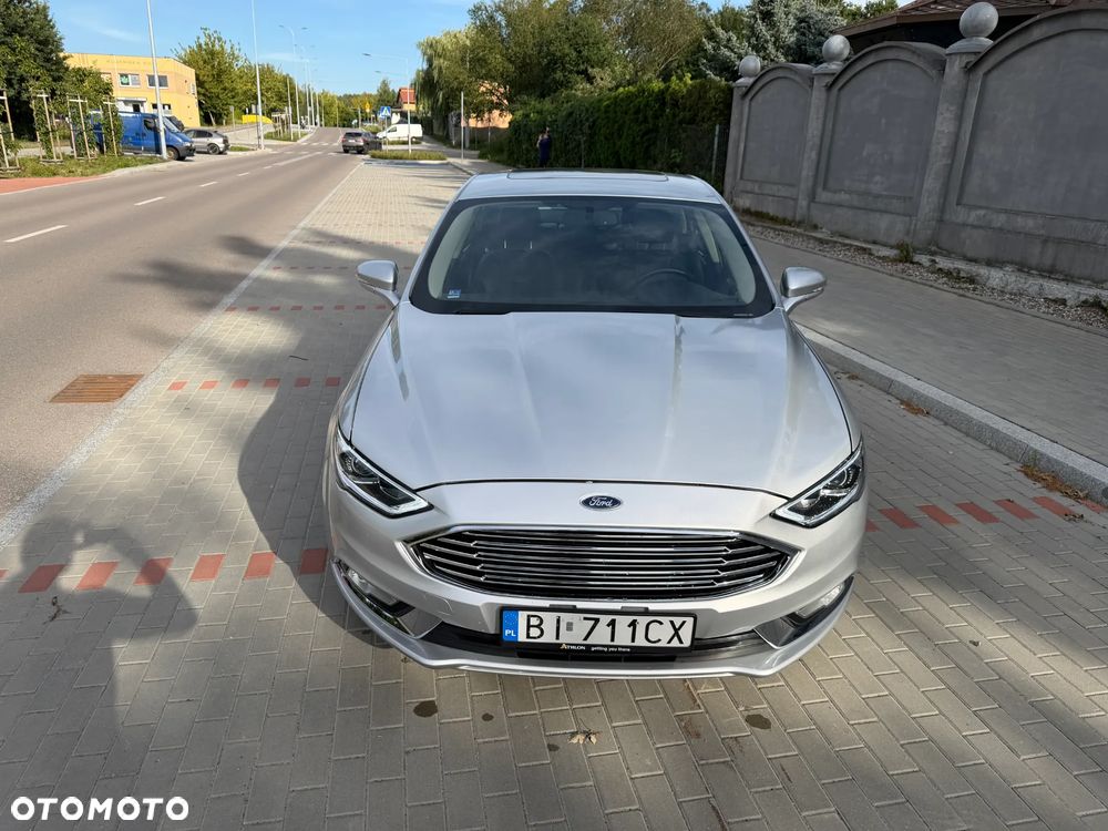 Ford Fusion - 7