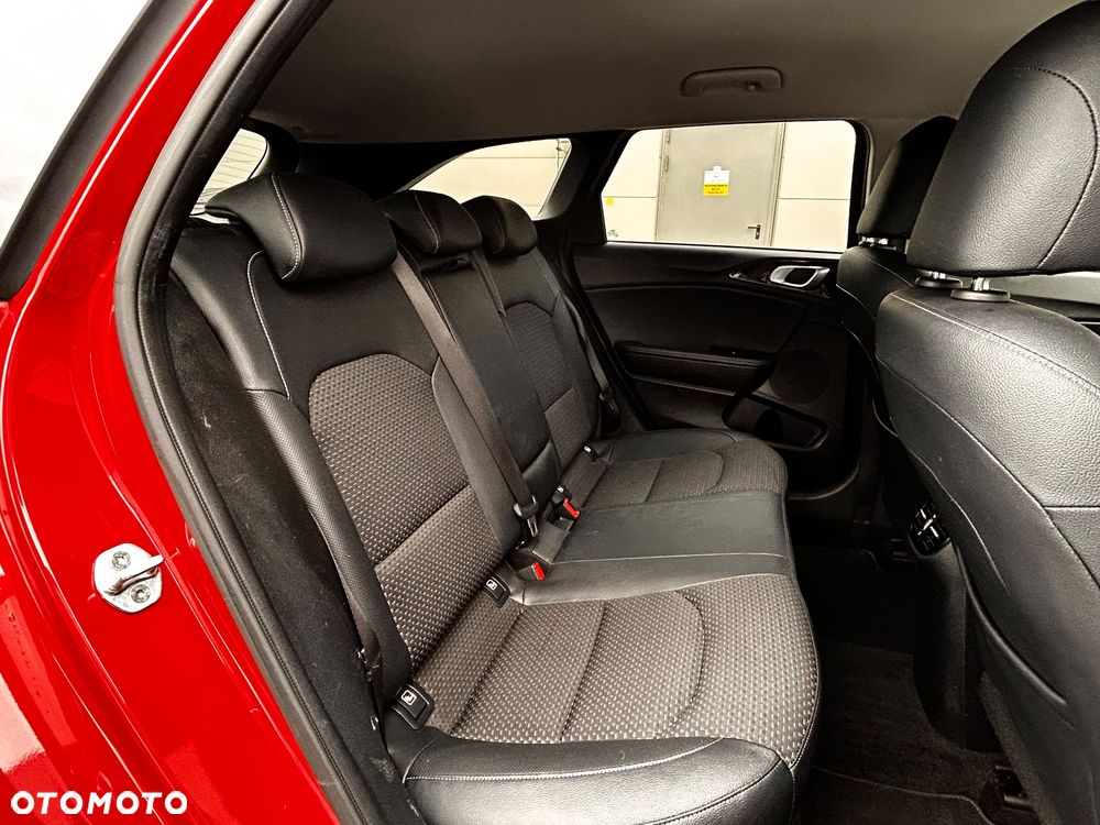 Kia Ceed 1.6 CRDi SCR L Business Line Plus DCT - 8