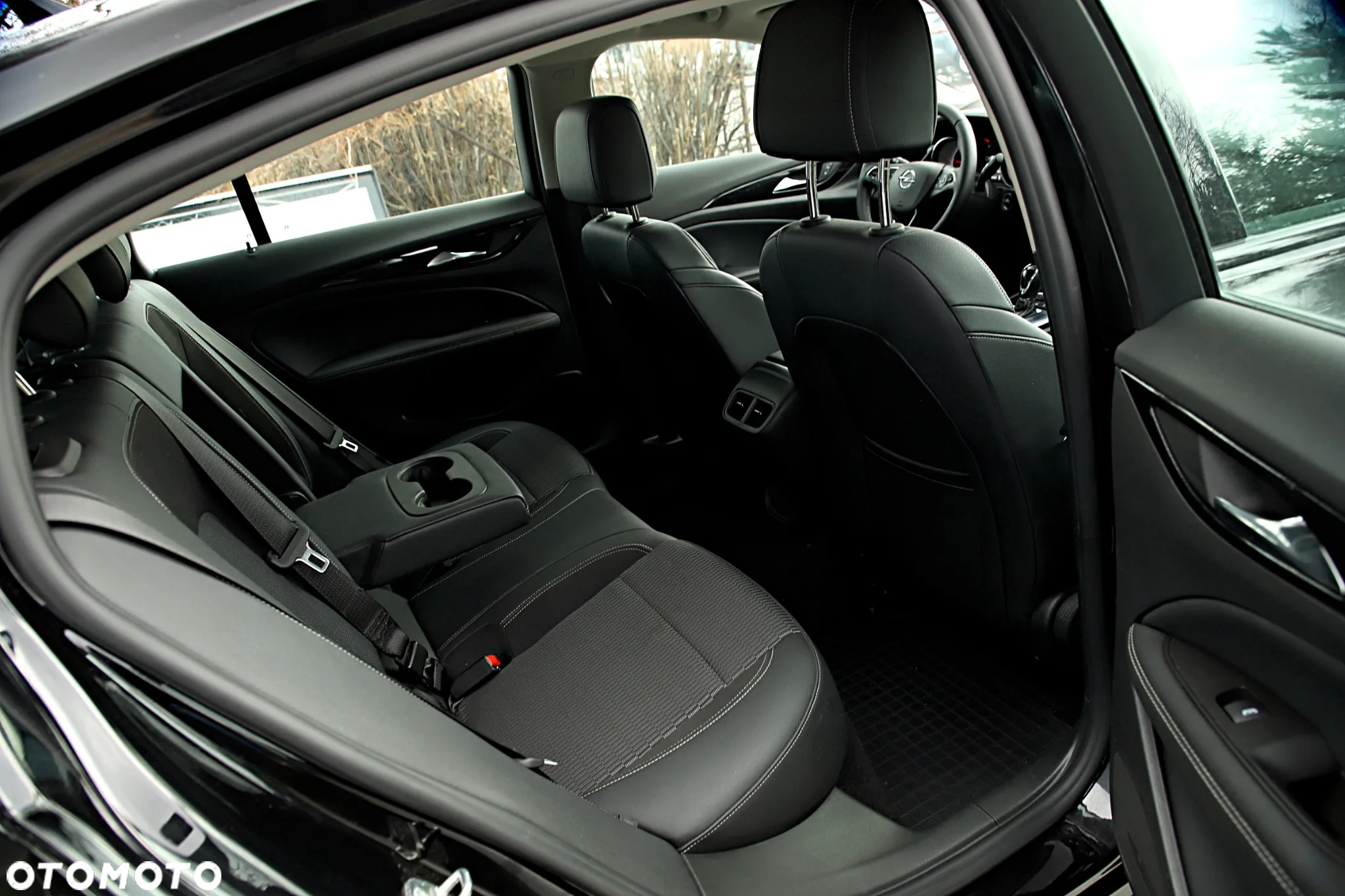 Opel Insignia - 22