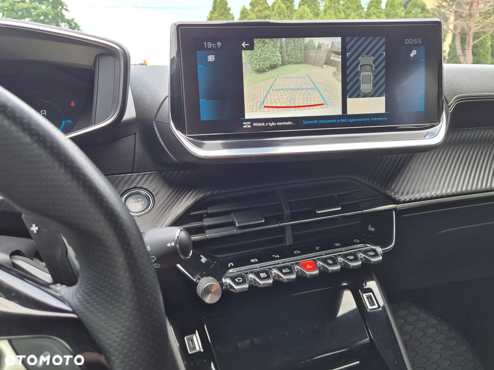 Peugeot 2008 PureTech 155 EAT8 GT Pack - 14