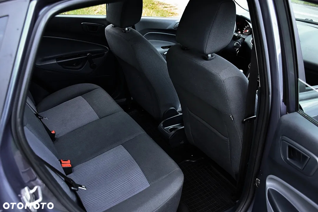 Ford Fiesta 1.25 Platinium X - 8