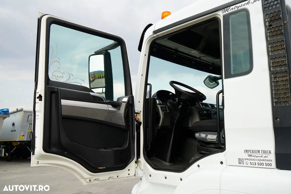 MAN TGS 32.400 / 8x4 / BETONIERĂ LIEBHERR / BETONIERĂ 9 M3 / JANTE DIN ALIAJ / EURO 5 - 26