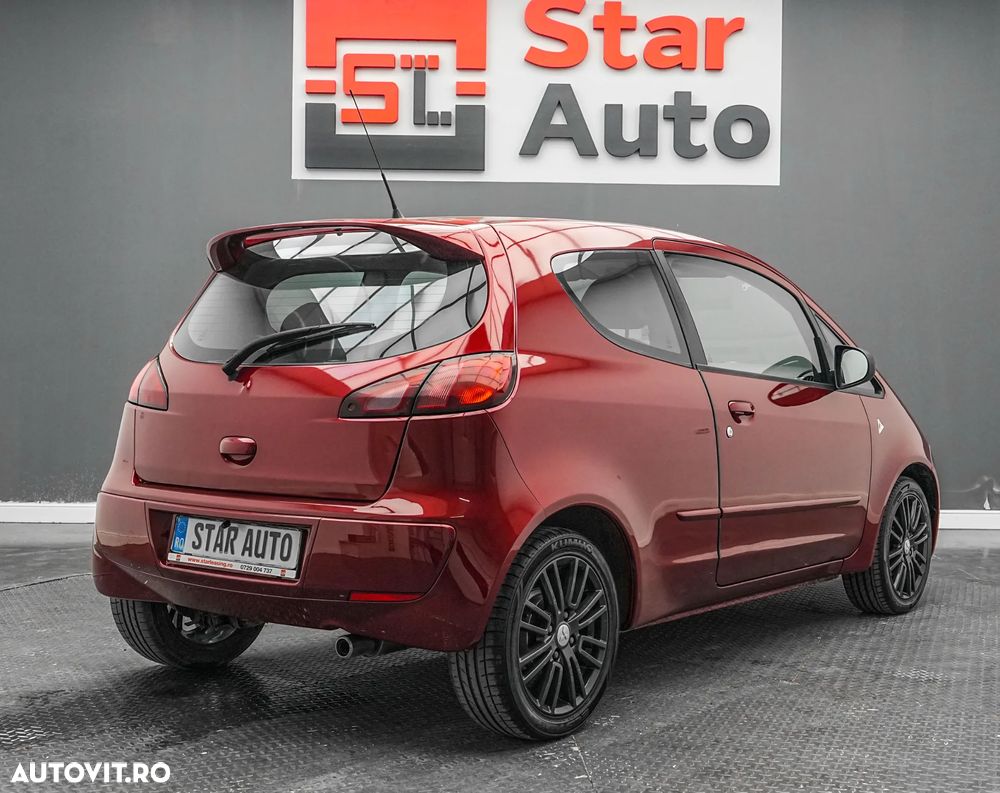 Mitsubishi Colt - 7