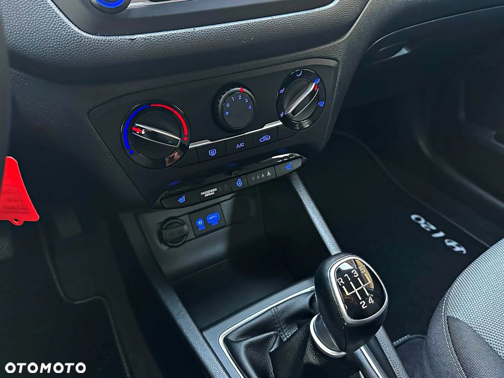 Hyundai i20 blue 1.0 T-GDI Active Passion Plus - 37