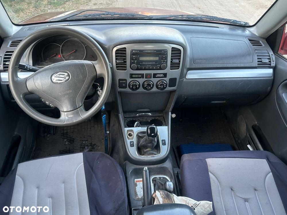 Suzuki Grand Vitara 2.0 Special Edition - 8