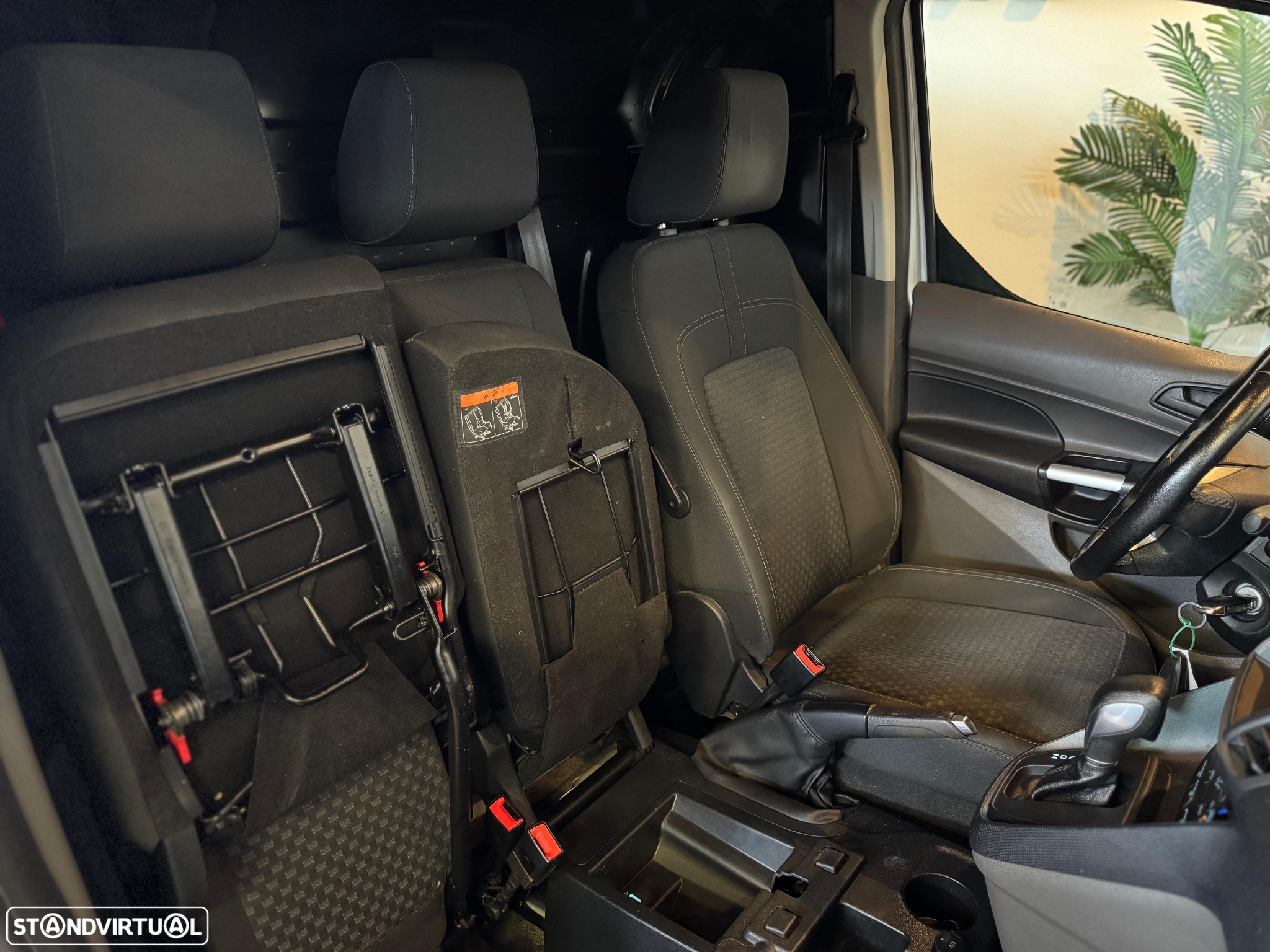 Ford Transit connect L2 trend aut. 1.5 TDCi - 23