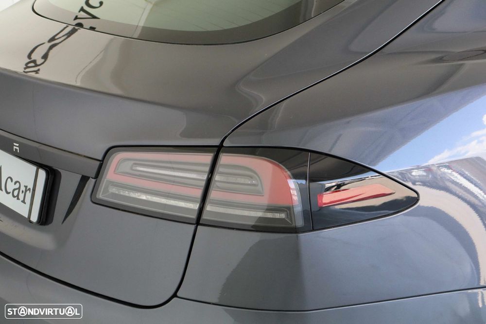 Tesla Model S Long Range AWD - 8