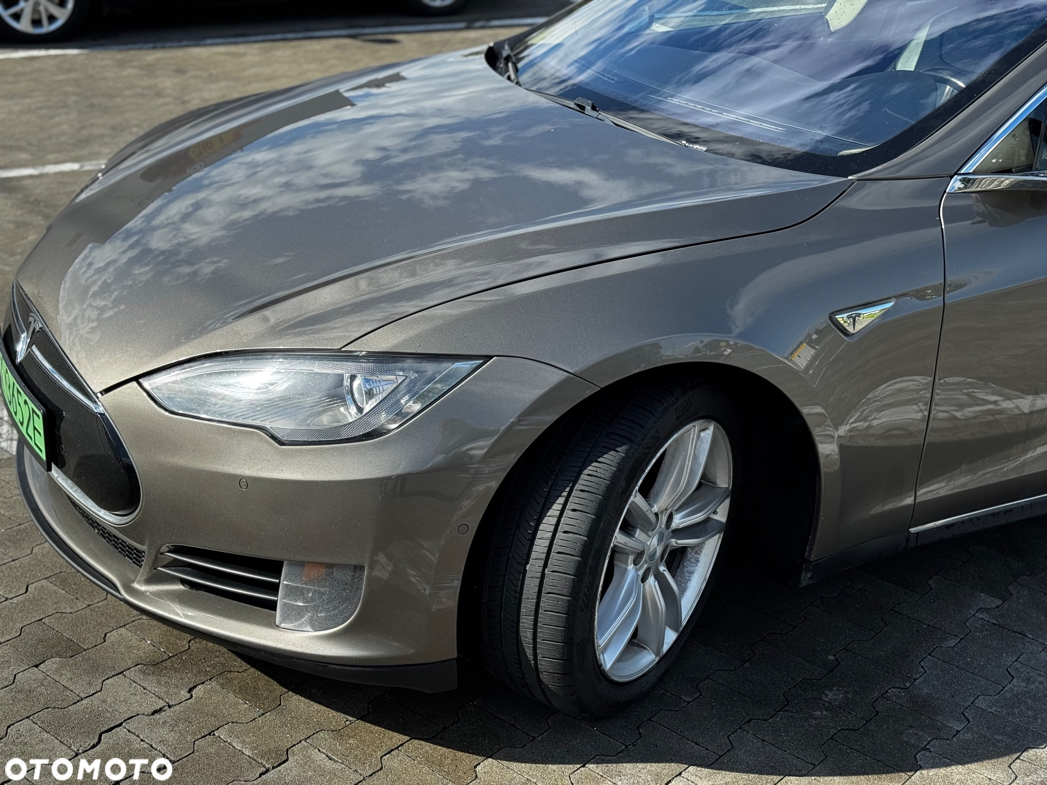 Tesla Model S Long Range Plus - 10