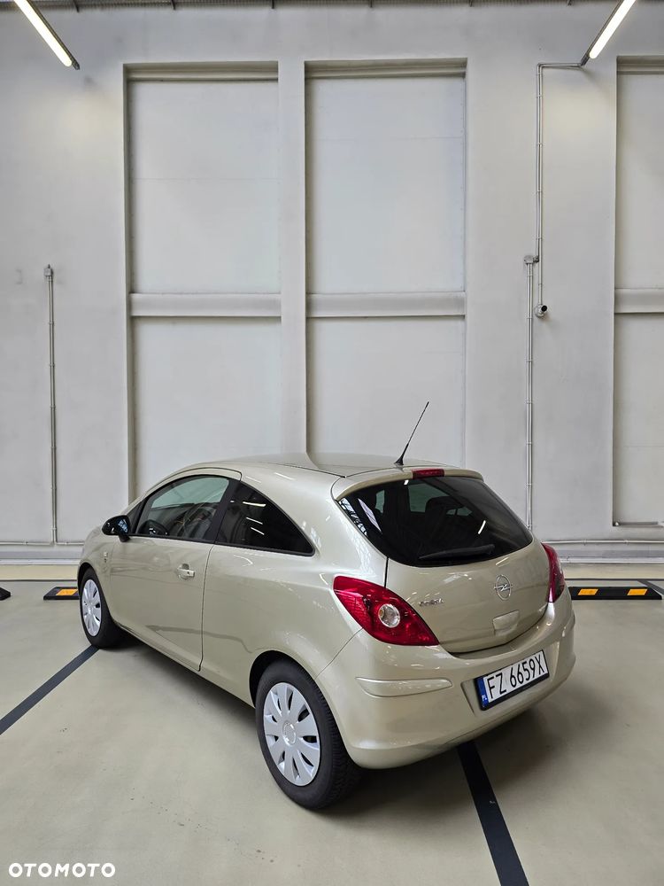 Opel Corsa 1.4 16V Innovation 110 Jahre - 25