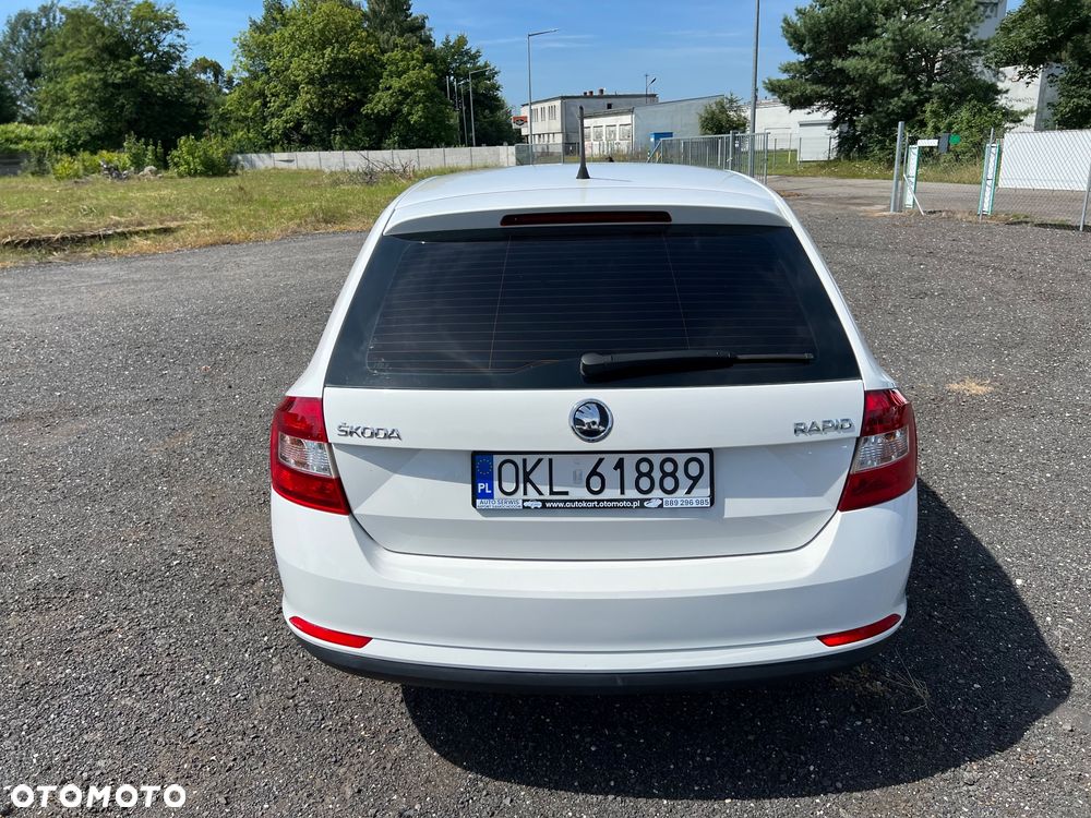 Skoda RAPID 1.2 TSI Style+ - 8