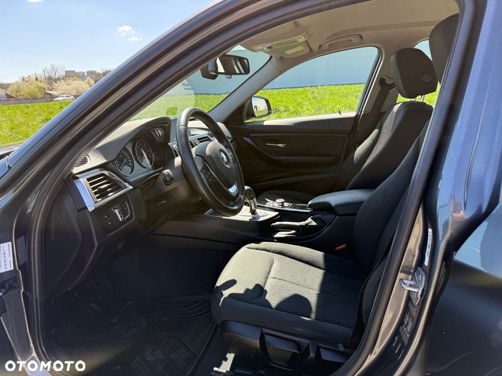 BMW Seria 3 318d Advantage - 9