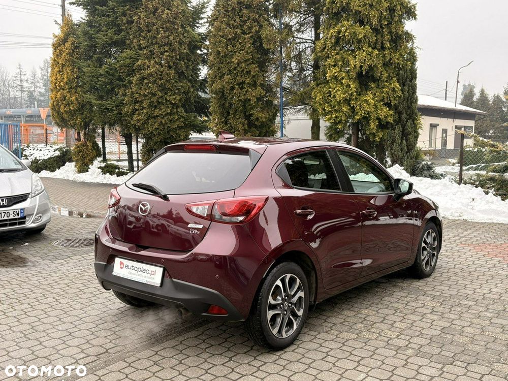 Mazda 2 - 6