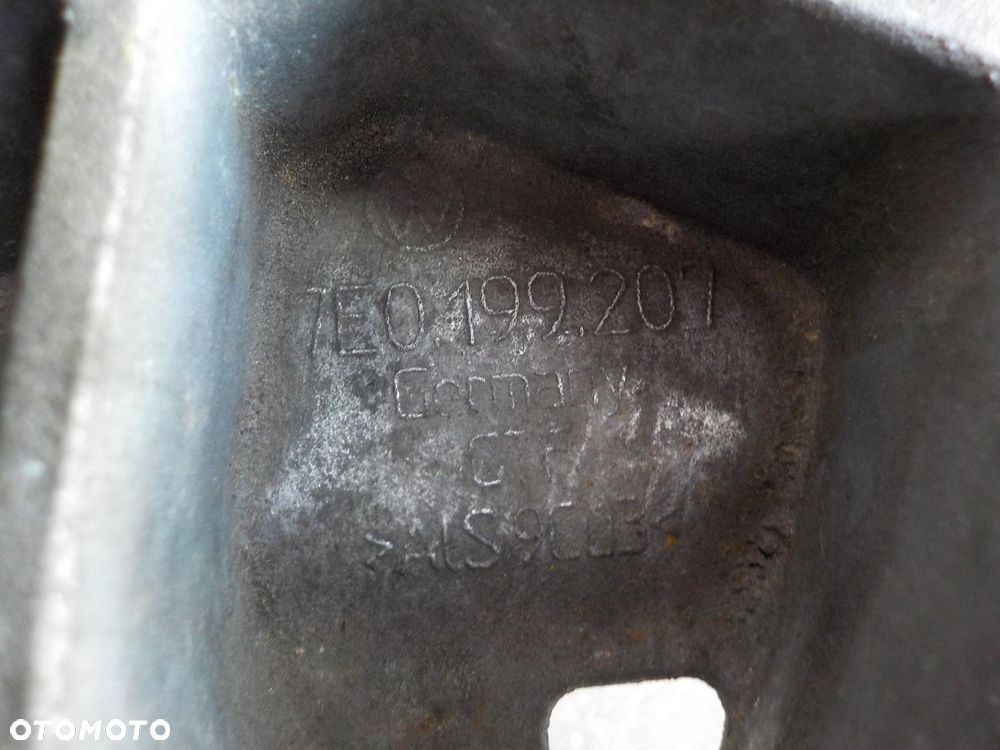 VW T6 2.0 TDI ŁAPA UCHWYT SILNIKA 7E0199207 - 3