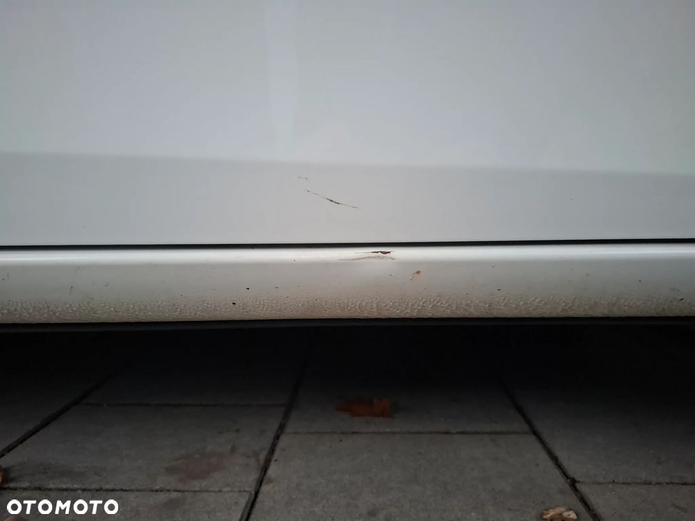 Toyota Auris 1.8 HSD Luna - 25