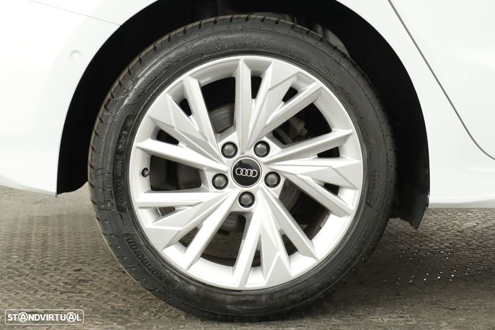 Audi A3 Sportback 30 TFSI Advanced S tronic - 5