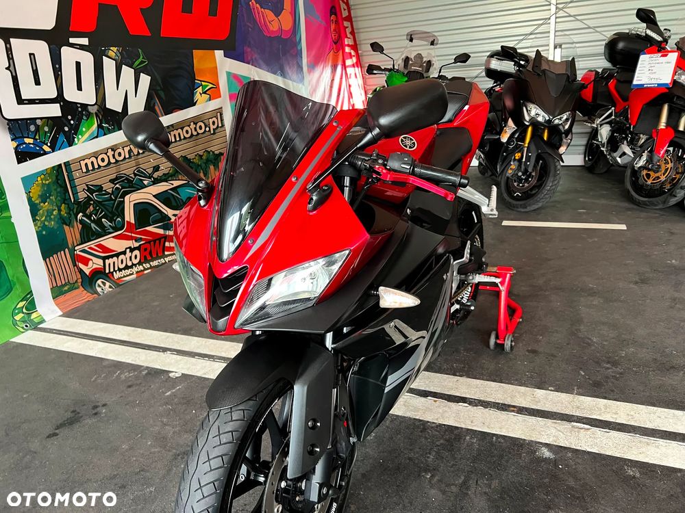 Yamaha YZF - 15