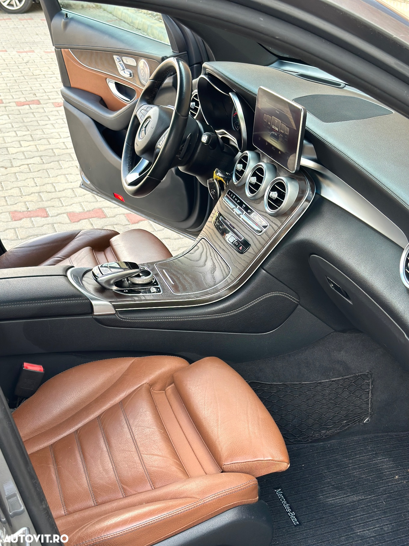 Mercedes-Benz GLC 350 e 4Matic 7G-TRONIC Exclusive - 13