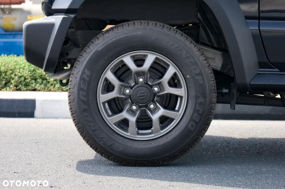 Suzuki Jimny - 25