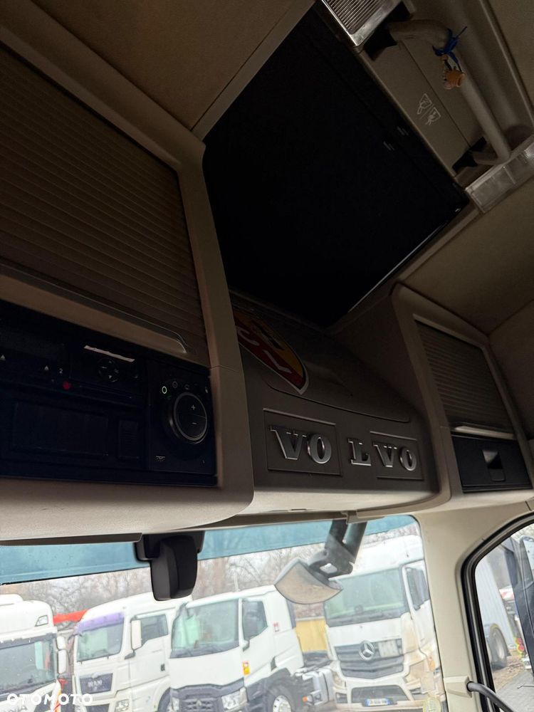 Volvo FH460 - 10