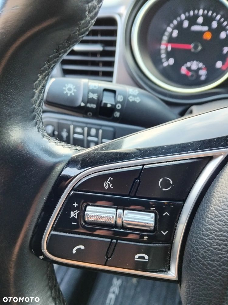 Kia XCeed 1.4 T-GDI M - 15
