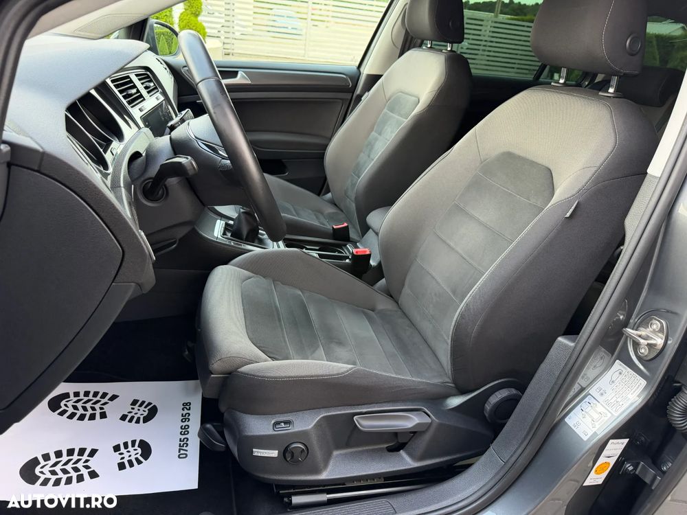 Volkswagen Golf 1.6 TDI SCR Comfortline - 12