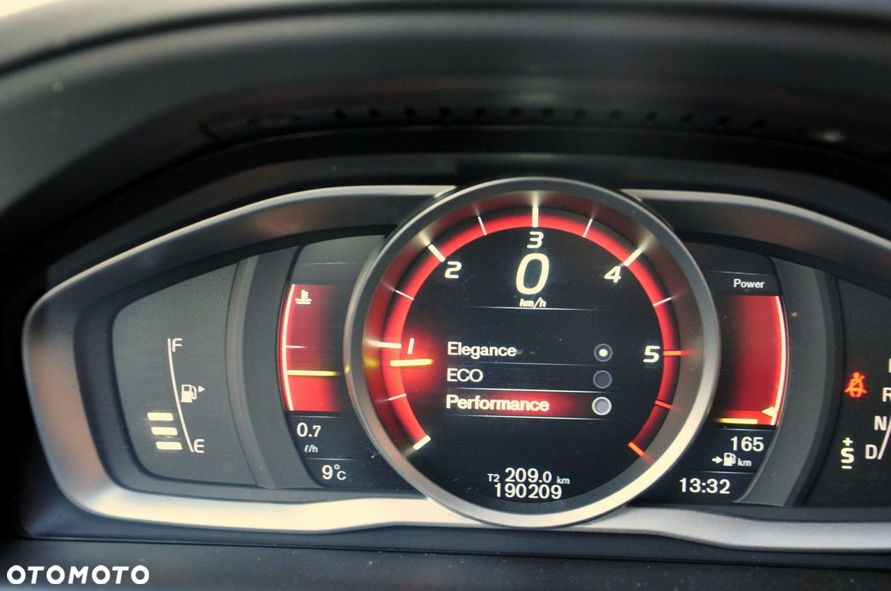 Volvo XC 60 D4 Drive-E Momentum - 37