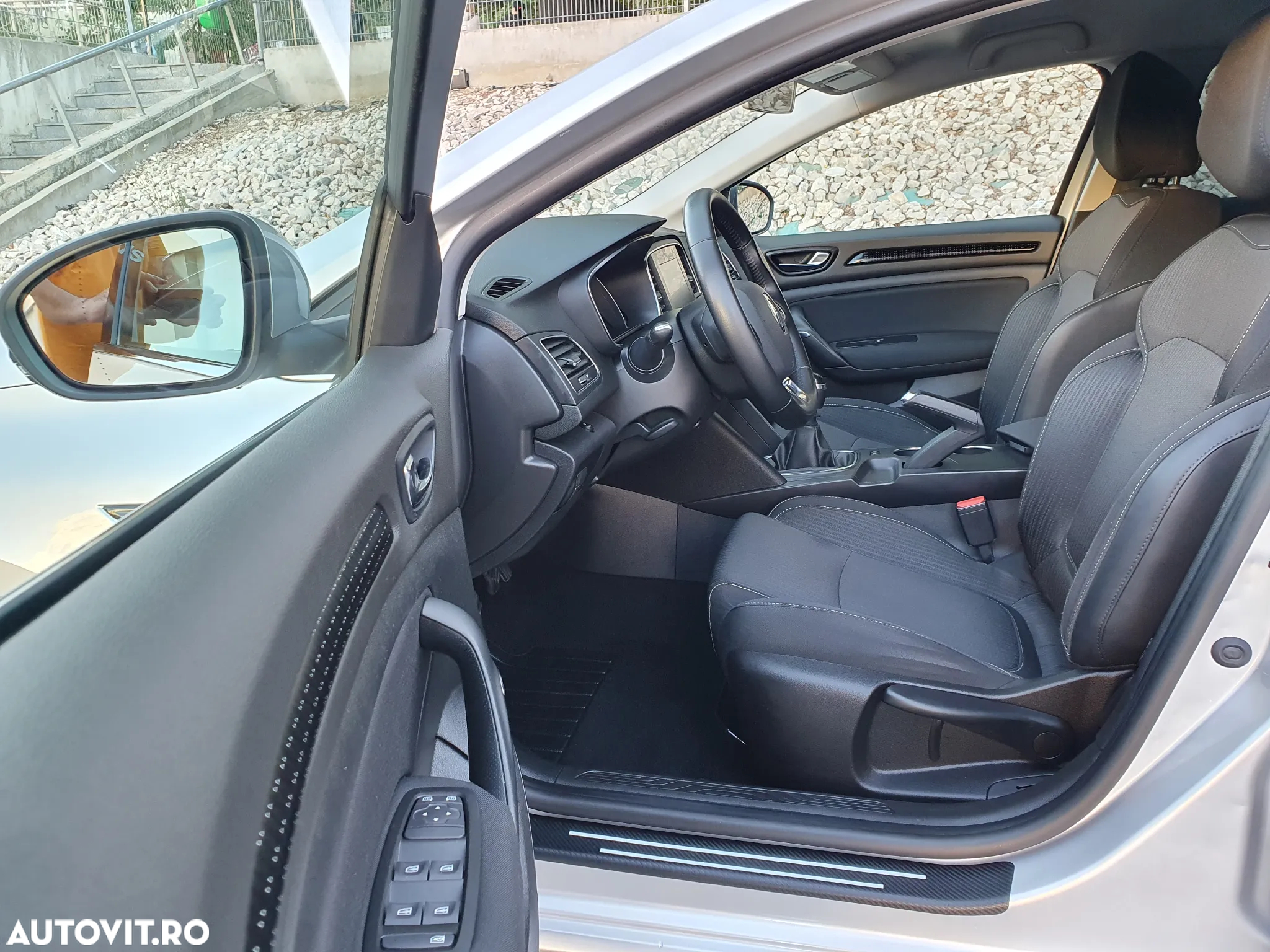 Renault Megane Grandtour ENERGY dCi 110 Start & Stopp Paris Business - 9